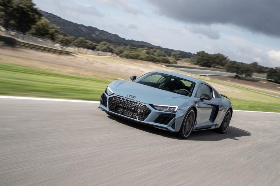  Audi R8 V10 Performance 2019 года  (WW) (фото 39 из 43)